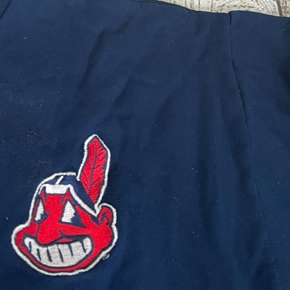 Vintage 1980s Cleveland Indians MLB Baseball Stitched 80s Crewneck Sweatshirt - Picture 3 of 5